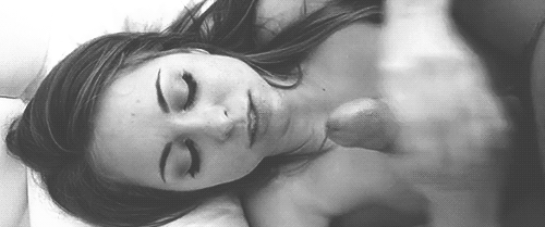 curtflirt509:  She wants it so bad!!… Look at how happy she is when she gets it!