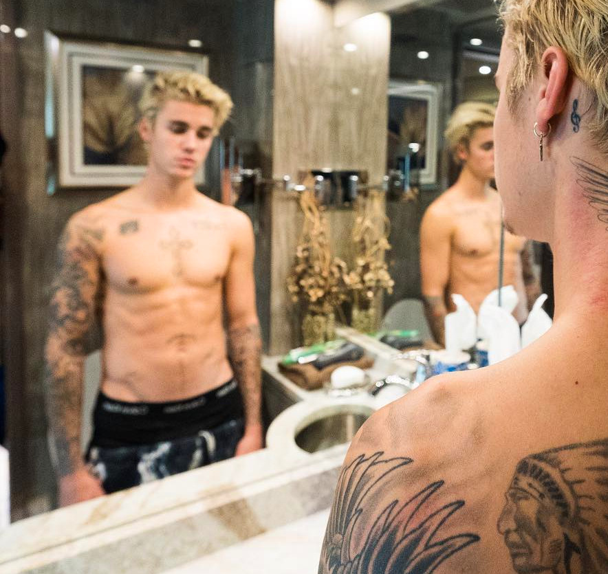 Justin Bieber’s Topless Tuesday →