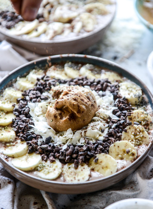 Double Chocolate Peanut Butter Smoothie Bowls