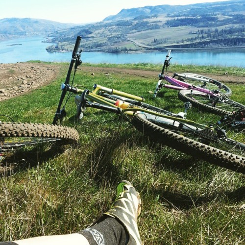 breadwinnercycles:The obligatory Syncline photo from Saturday’s ride with @raylasol and @seanbob. Ev