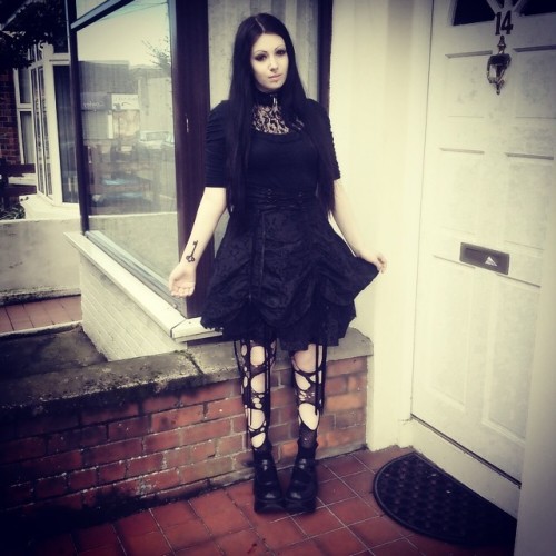 xtoxictears:  This was my outfit today ^_^ I look really short in this picture O-O   You look ridiculously cute in this picture