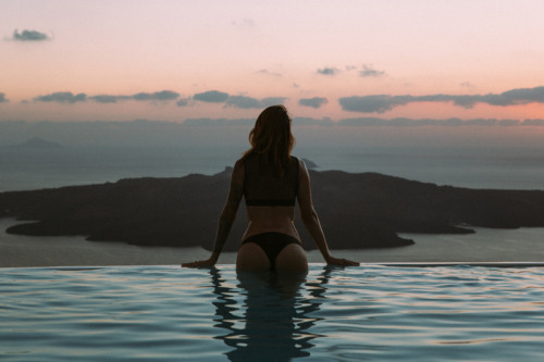 Download all the images from this awesome set, overlooking the caldera in Santorini!https://www.patreon.com/posts/3940018Thanks for your support!