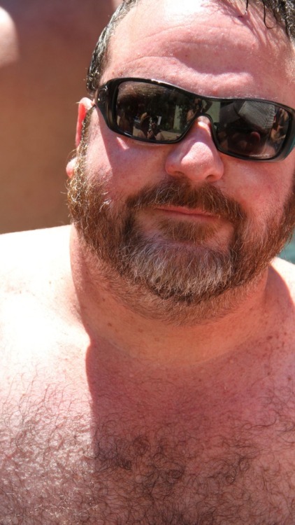 bear-republic: hOT bEAR !     James Gosnell Photographer  