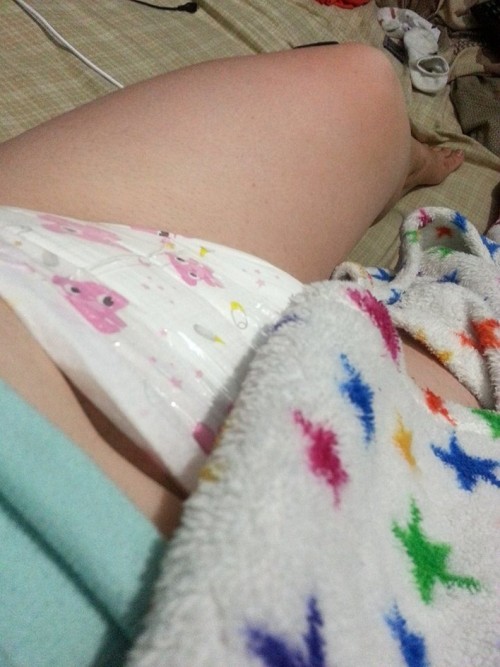 supaberni: Daddy said I had to prove I was diapered while… - Princess Strawberry ift.t