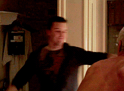 withmywordsispeaktruth:alphalewolf: Mickey protecting Ian from creepy old men.  