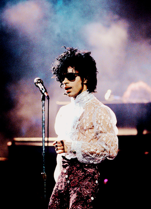 paisleysprince: Prince performing during the Purple Rain tour, 1984.