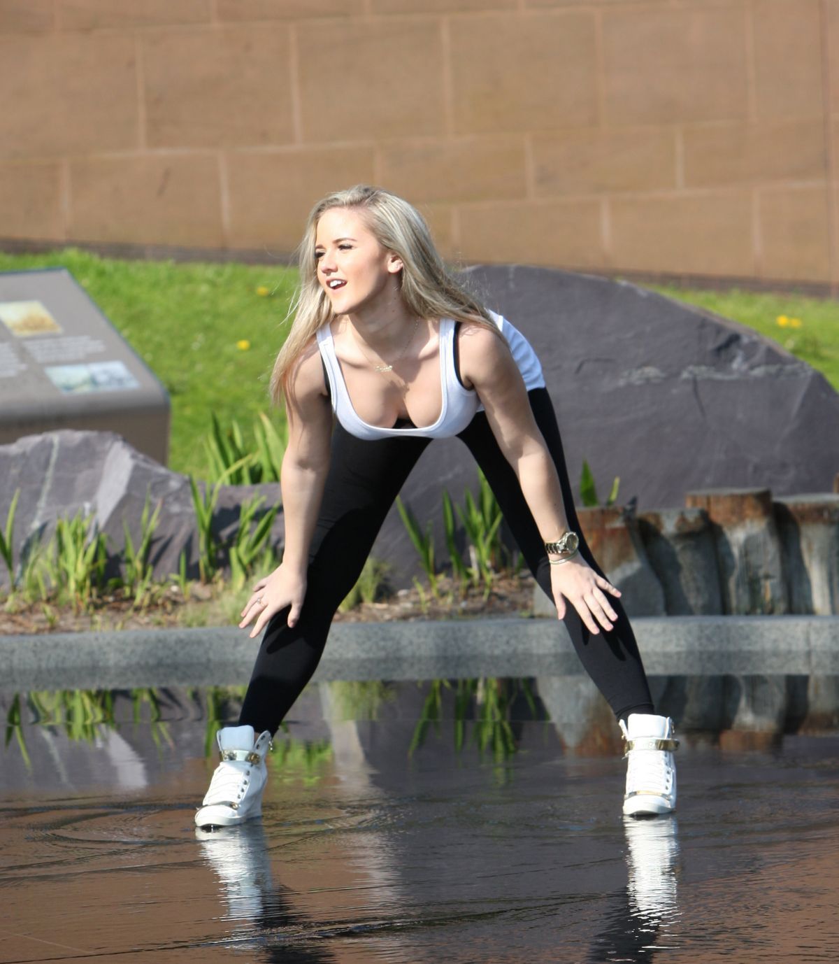 Rachael Rhodes - Liverpool. ♥  Work it missy. Wet style. ♥