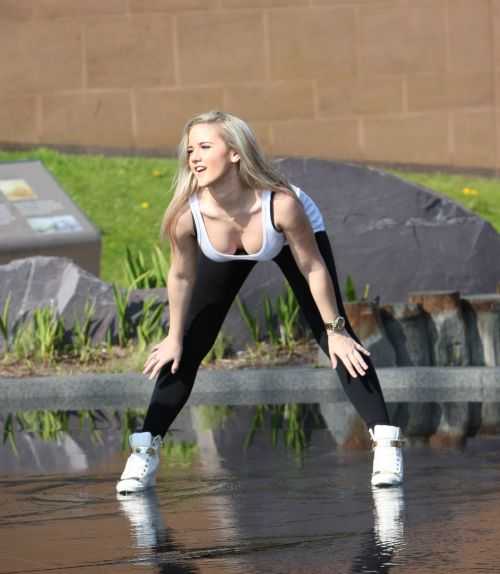 Rachael Rhodes - Liverpool. ♥  Work it missy. Wet style. ♥