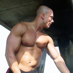 sexy-lads:  Big muscular man hiding under bridge