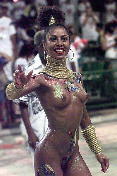 Porn girlsandlandscape:Brazilian Carnival photos