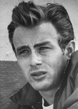 jamesdeaner:  Ask almost any James Dean fan