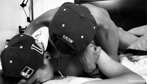 10 THINGS BOTTOMS ARE NOT HONEST ABOUT TELLING TO A TOP BEFORE SEX