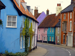 ohmybritain:  Bungay, Suffolk by cheekyana on Flickr. 