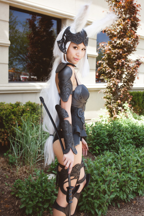 sharemycosplay:     Elizabeth Ai-Quyen (@lizzynopants) as Fran from #finalfantasy! #cosplay #videogames #submission  www.facebook.com/lizzynopantswww.lizzynopants.tumblr.com  Interviews, features and more. Visit http://www.sharemycosplay.com Sharing