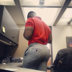 phatrabbitkiller:  in them work slacks like…