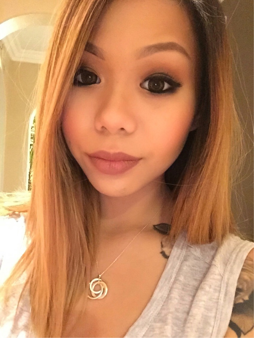 hhllry:  Cause I haven’t posted in a selfie since 5ever 