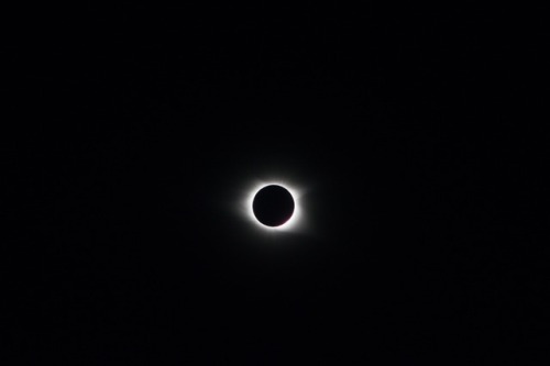 tshifty:My top 2 pictures from the eclipse, what an indescribable moment.