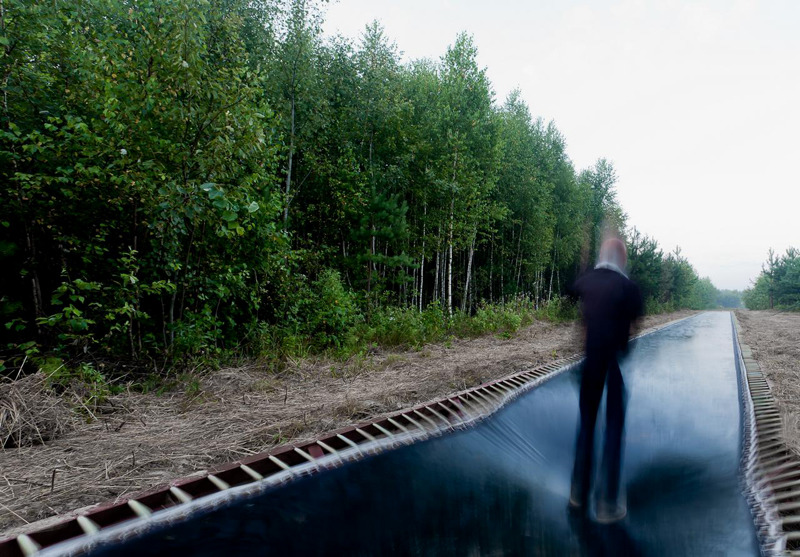  Salto - Fast Track (2012) - A 170-foot long trampoline installed across a Russian