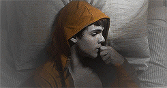 demelzahcarne: Leo, I left my hoodie in your room.