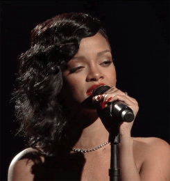 sheisunapologetic:Something in the way you move       Makes me feel like I can’t live without you   