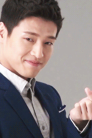 sebootylyfe:13/25 korean men who make my heart melt: Kang Ha Neul 