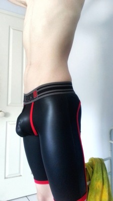 lycra and men legs