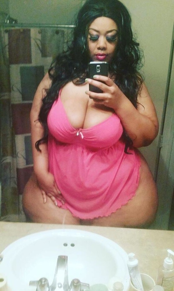 thickerisbetter:  cakesxpeachesxracksx:  Ssbbw sexy💓💓💓💓💓💓💓 