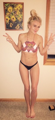 celebsnude1:  Kaylyn Kyle leaks #2  Follow