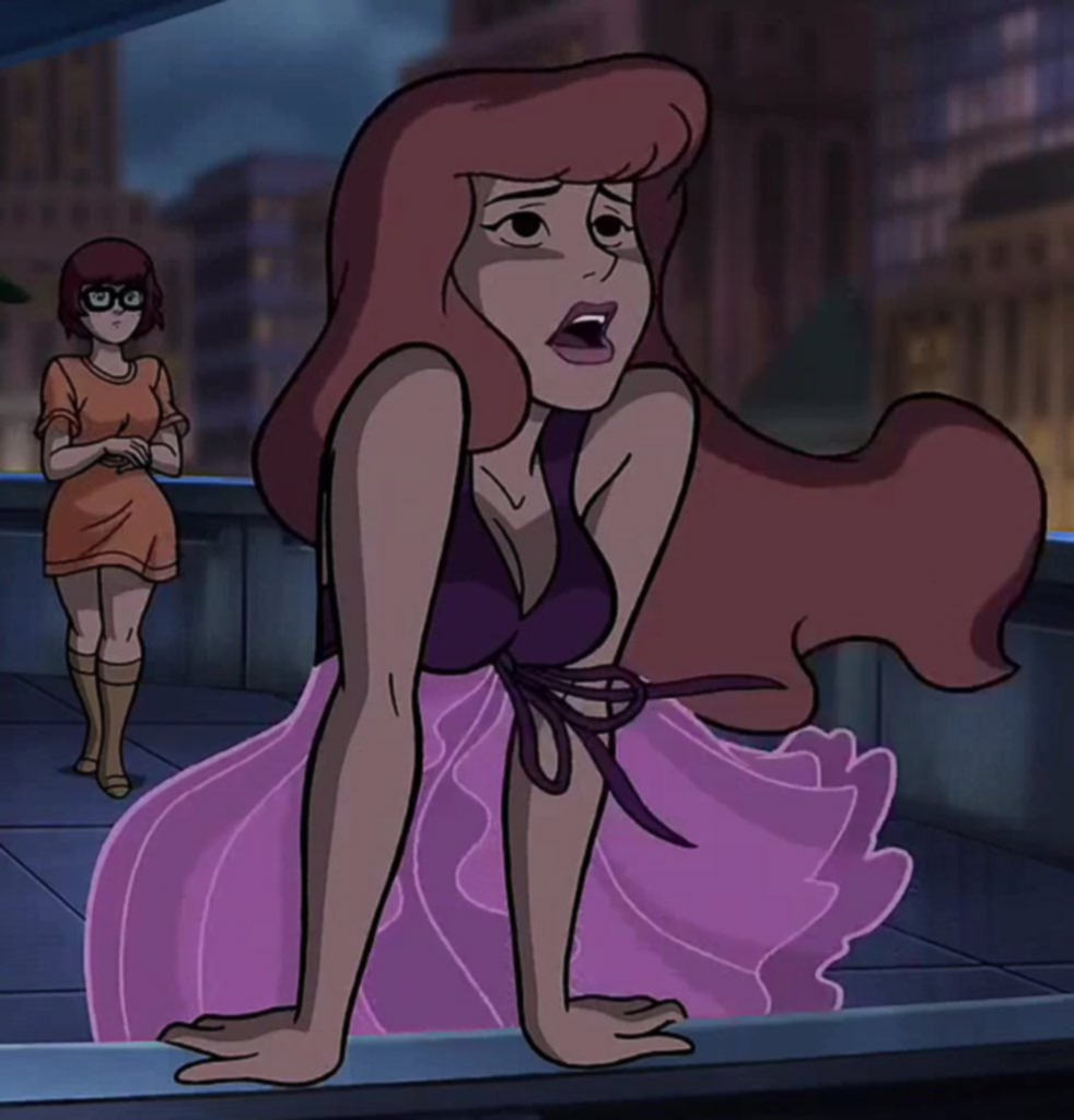 another-coffee-addict: ethnicjewofficial:  codeinewarrior: jinkies 👀  Big lesbian