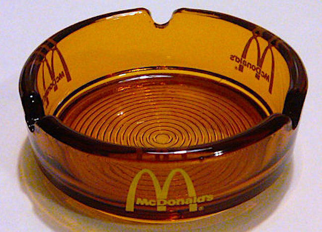 retropopcult:
“McDonald’s ashtray, 1970s
”