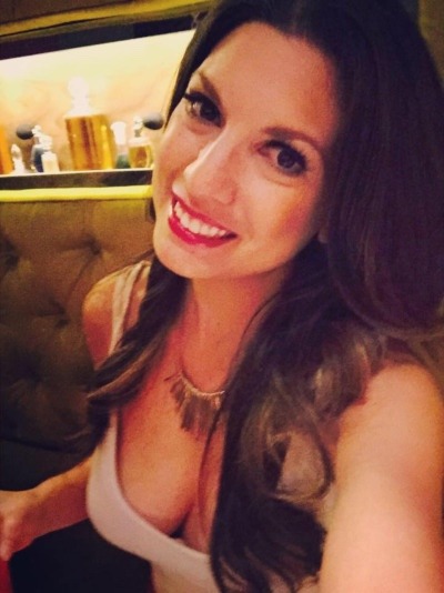 therealdeal1313:  Everyone meet sexy 28yo Mia from Arizona. Let’s make her feel welcome and show her some love. Maybe we can get her to come out her shell a little 