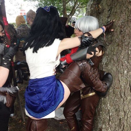 Isabela? Could you please not?&hellip;ok, continue&hellip; #isabela #dragonagecosplay #DragonAge2 #D