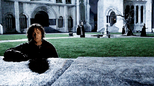 tlotrgifs:Our Favorites: [Day 13/24] Elise’s Favorite Place (Lord of the Rings)↳ Minas Tirith/Gondor