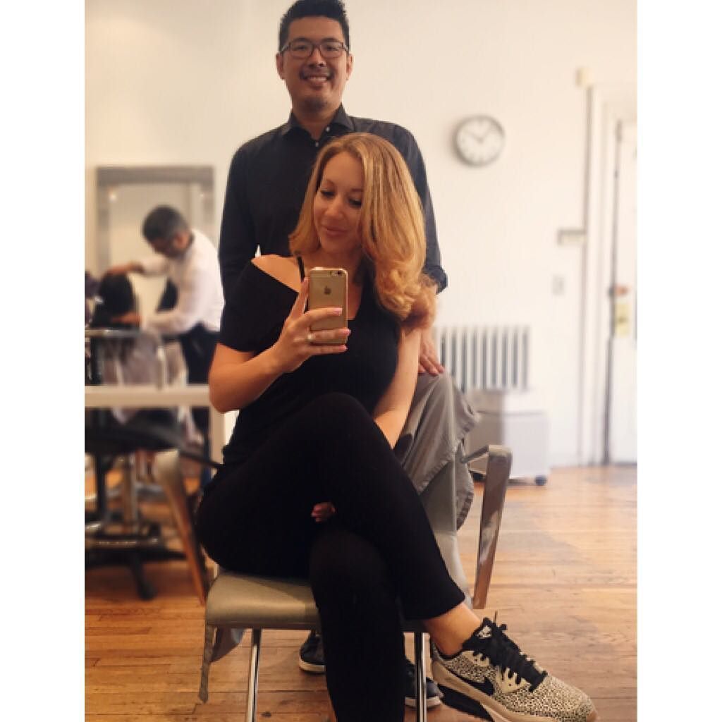 A very special shoutout to my hair stylist, balayage expert @heightssalon_alfred