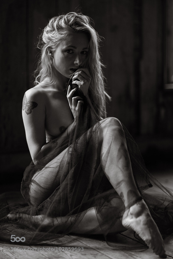artistic-nude-photos:  Pixie by adrian-spencer http://ift.tt/1CQNw2h 