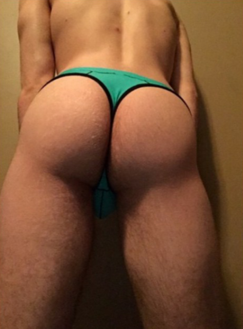 butt-boys: Sniff me. Hot Naked Male Celebs here.Love butts? Follow Butt Boys at:butt-boys.tum