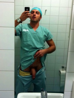 wowcocks:  Gorgeous selfie doctor! http://wowcocks.tumblr.com/
