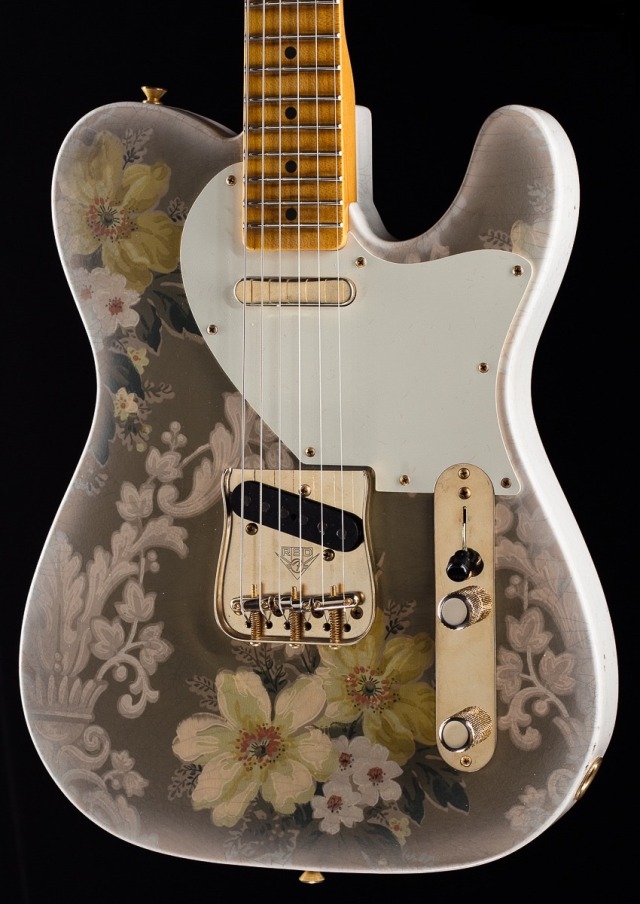 zegalba:Fender Custom Shop Masterbuilt Retro Paisley Floral Decor Telecaster