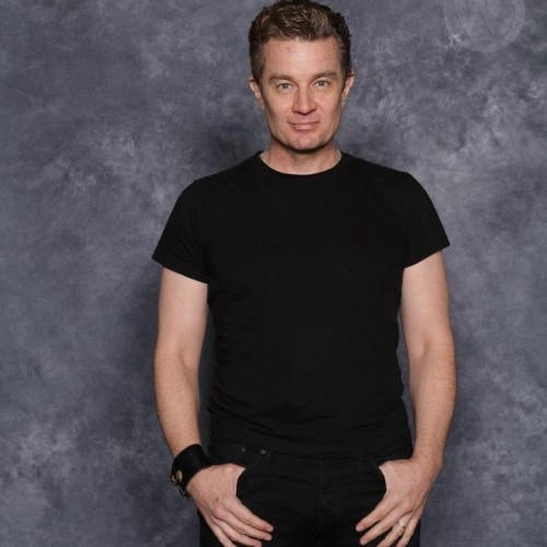 Pic of the Day: @jamesmarstersof getting his smile photo op ready at @wizardworld Sacramento 2014 #