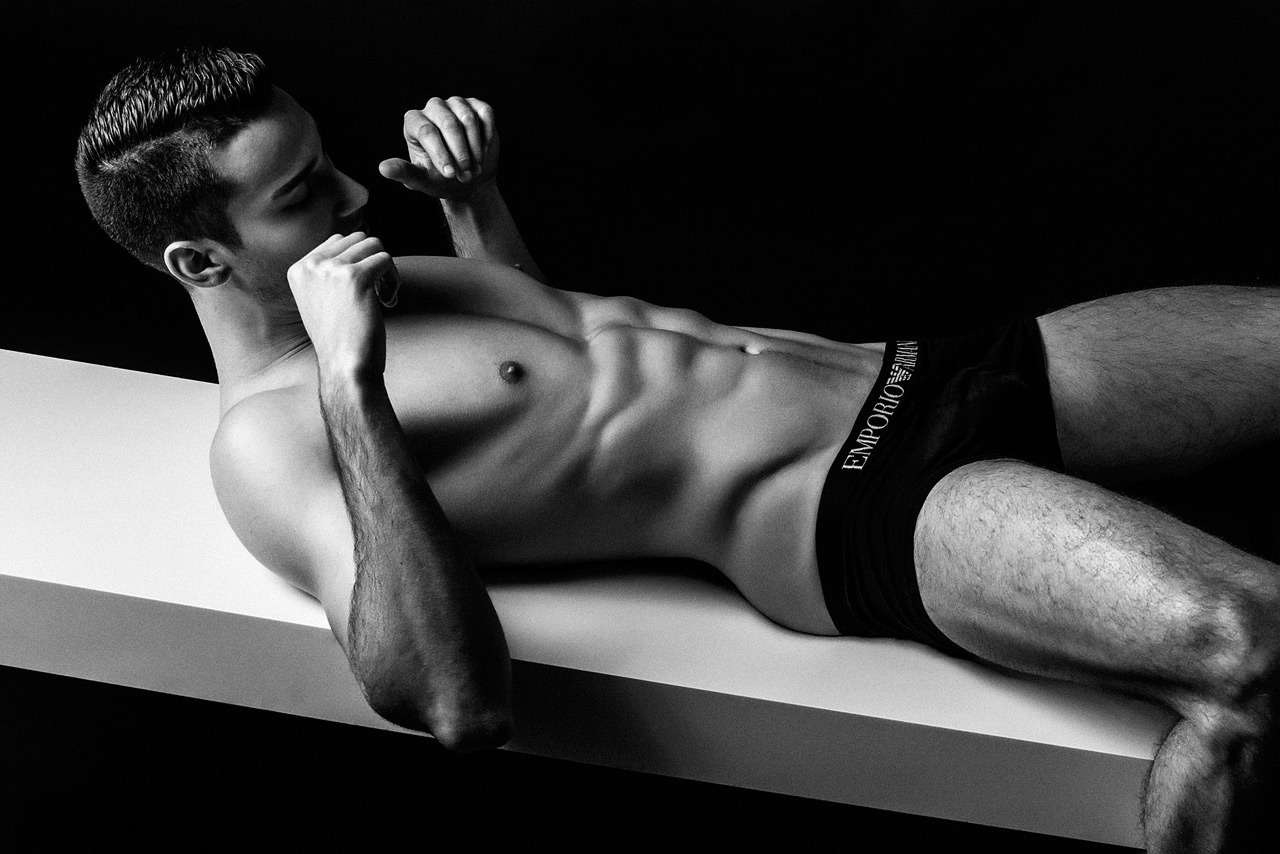 lesguys:  Daniel Maier by Tatchatrin Choeychom 