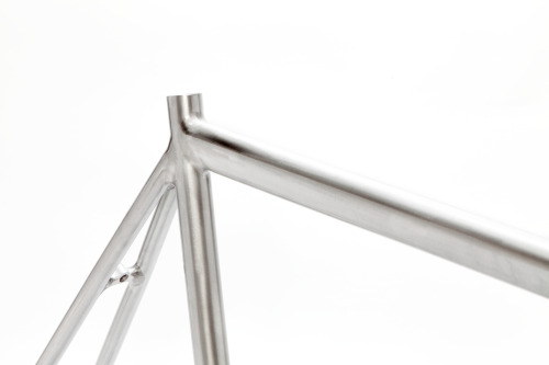 standertbikes: Colossi ‘Al Colossione’, raw glossy/black