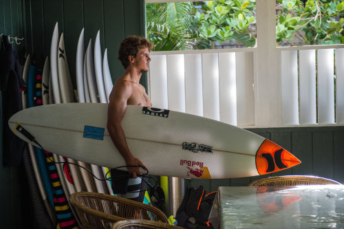sonsofkerouac:  Julian, armed and ready… Photo: Ryan Miller 