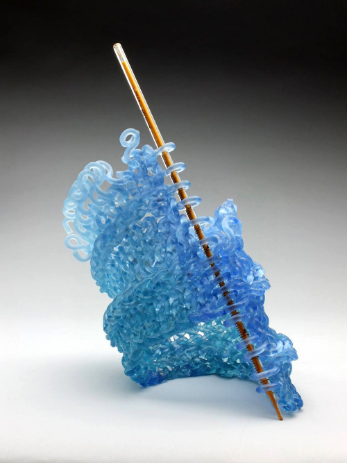 spookysynestheticastiel: archiemcphee: Seattle-based artist Carol Milne knits with glass, or rather,