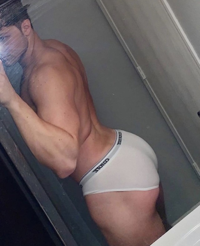 muscleinbriefs-deactivated20230: