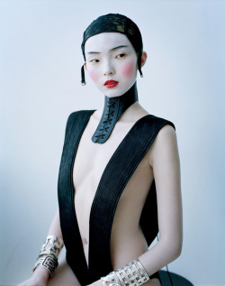 saloandseverine:  W March 2012 Xiao Wen Ju by Tim Walker 