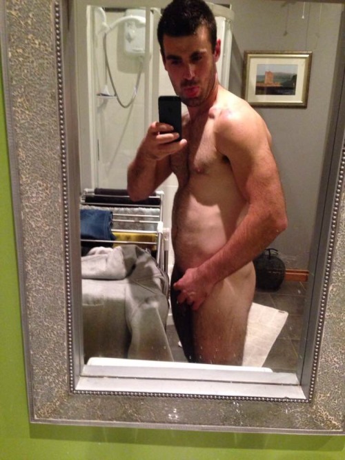 exposedstraight: Ieuan