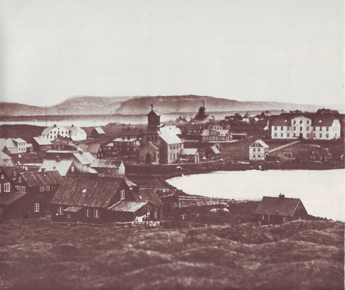 Reykjavík (Iceland, 1860′s).  The governor’s house is on the left; Reykjavík Cathedralin the c