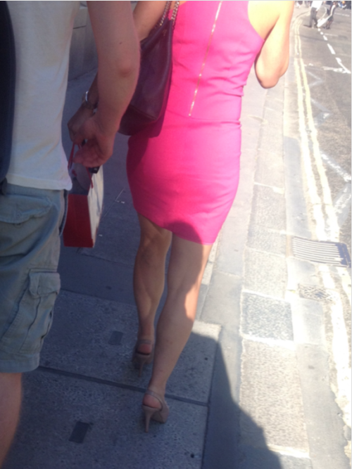 tumblcreep:  Another broad pushing 50 with an outrageously tight set-up  P.S. He’s behind you! 😜