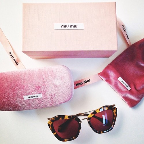 luxzone:  coutureandchanel:  daisyhaz-e:  ♡ more posts like this here ♡  ♡Rosy blog, I follow back a