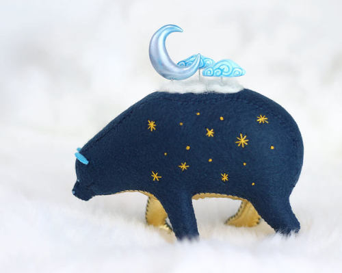 littlealienproducts: Dreamy Bear Sculptures by Past Your Porchlight Whimsical and unique, these soft